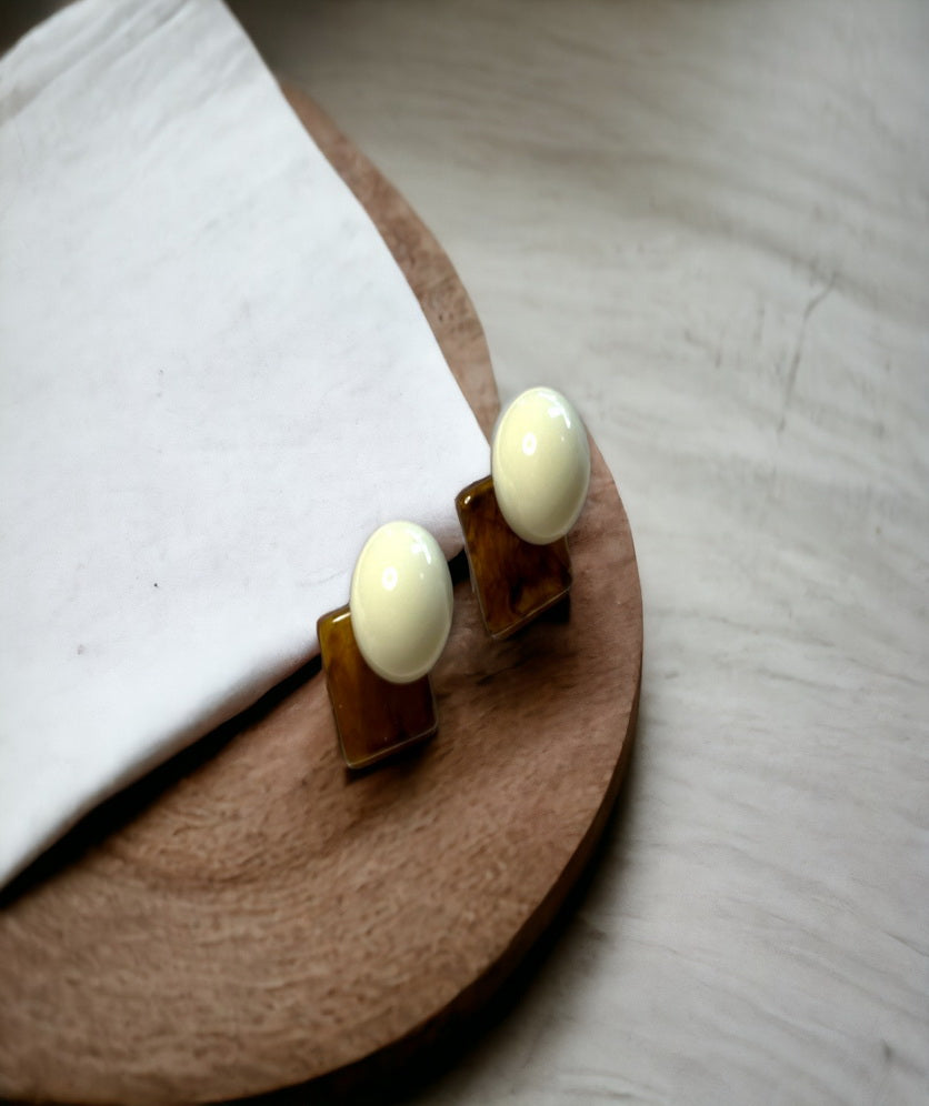 Vintage Resin Stud Earrings Geometric