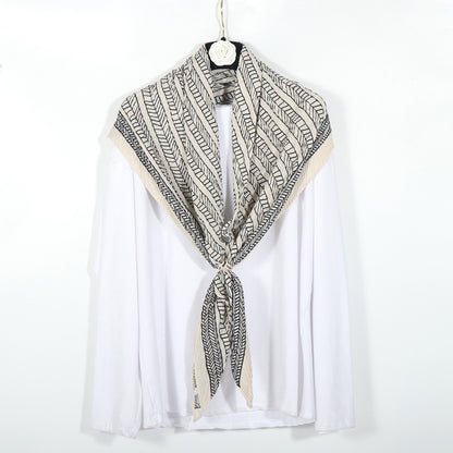 Scarf Square Pleated Lines Print